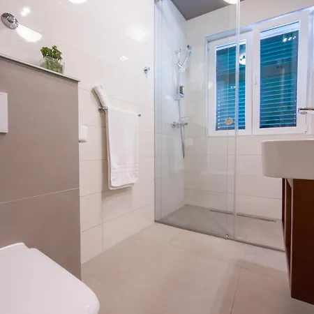 Luxury Silente Bacvice 1 4*