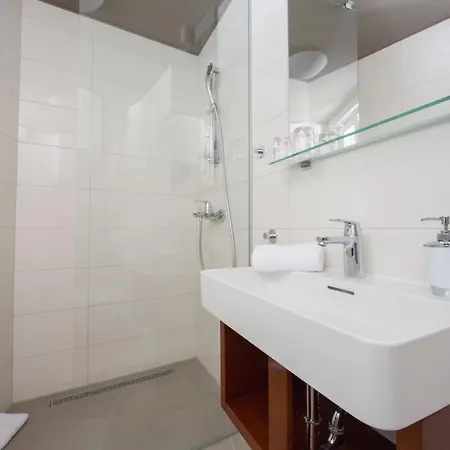 Luxury Silente Bacvice 1