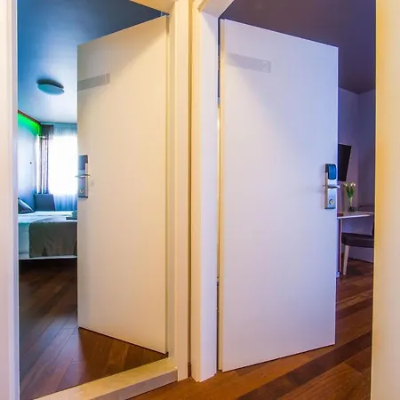 Gasthof Luxury Silente Bacvice 1 Split