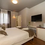 Luxury Silente Bacvice 1 4* Split