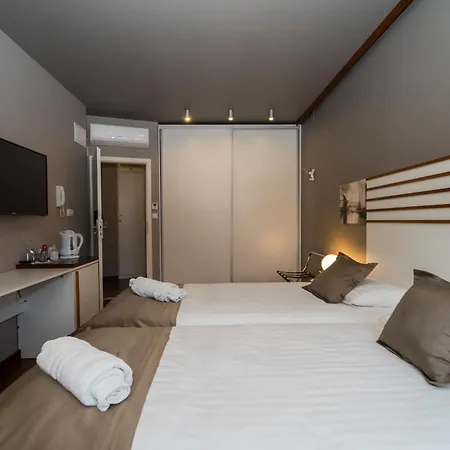 Pensjonat Luxury Silente Bacvice 1